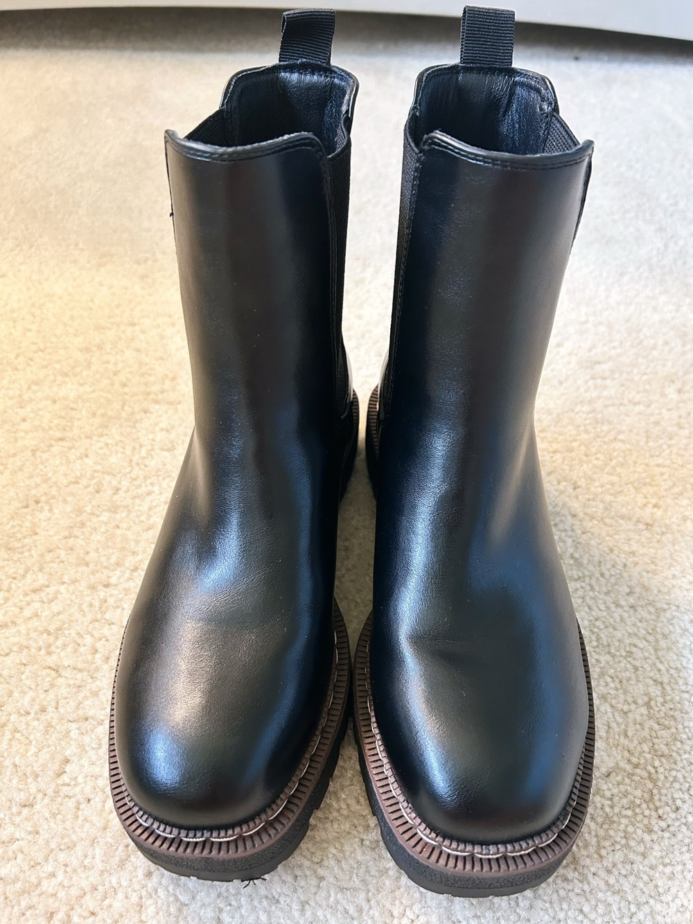 Athlefit Black Leather Chelsea Ankle Boots